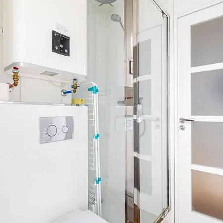 Appartamento Guestready - Eiffel Tower Views From The 20th Arr. *